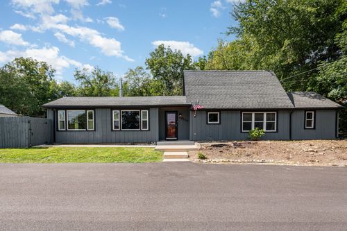 6N118 Hillside Dr, St. Charles, IL, 60175-6307 | Card Image