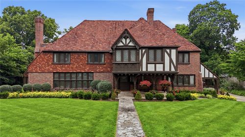 217 Haver Rd, Oakwood, OH, 45419-3303 | Card Image