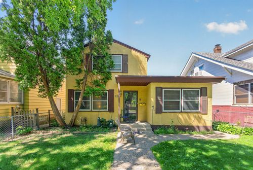 813 Minnehaha Ave W, Saint Paul, MN, 55104-1628 | Card Image