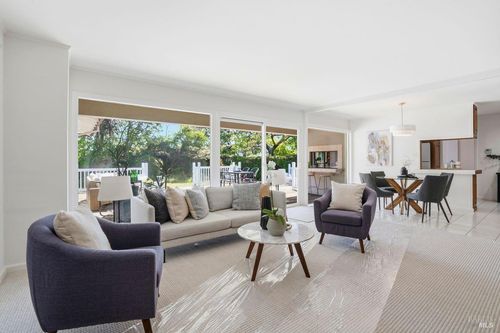 2 Via La Cumbre, Greenbrae, CA, 94904-1331 | Card Image