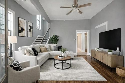 156 N Tucker St, Memphis, TN, 38104-2656 | Card Image