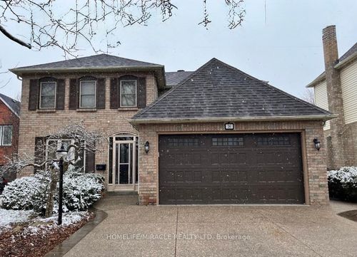lower-36 Neptune Crt, Brampton, ON, L6S4H3 | Card Image