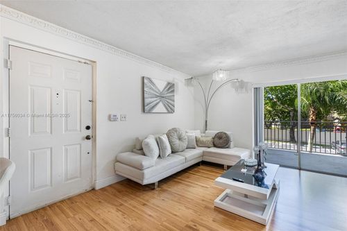 apt-201-18830 Nw 57th Ave, Hialeah, FL, 33015-7015 | Card Image