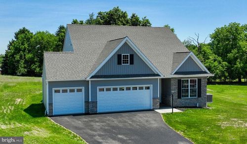 3855 Country Dr, DOVER, PA, 17315-3518 | Card Image