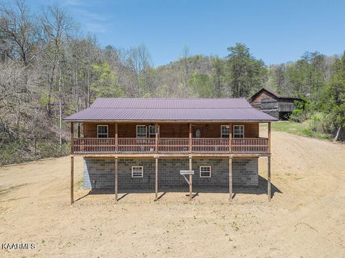 6656 Caney Valley Rd, Tazewell, TN, 37879-6806 | Card Image