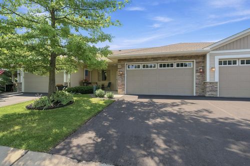 624 Levander Way, South Saint Paul, MN, 55075-2637 | Card Image
