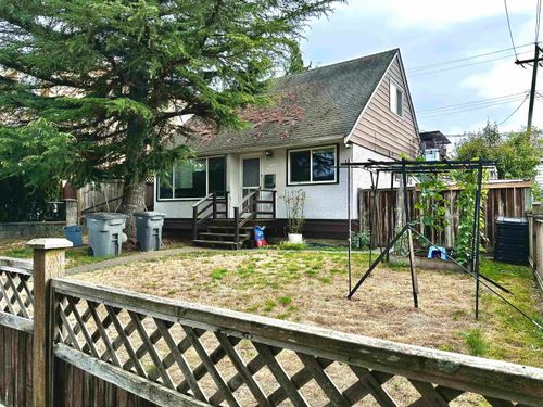 7630 Victoria Dr, Vancouver, BC, V5P3Z8 | Card Image