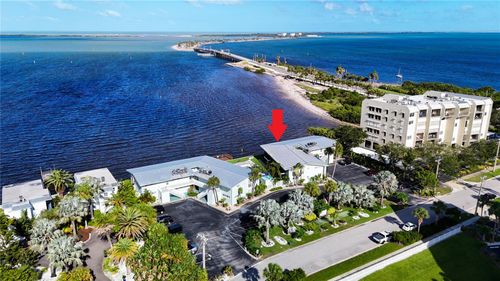 apt-3-2570 Gary Cir, DUNEDIN, FL, 34698-1756 | Card Image