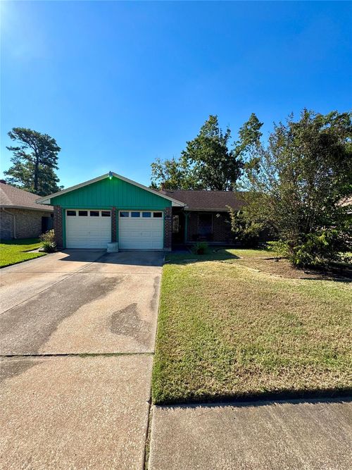 8418 Claiborne St, Houston, TX, 77078-2812 | Card Image
