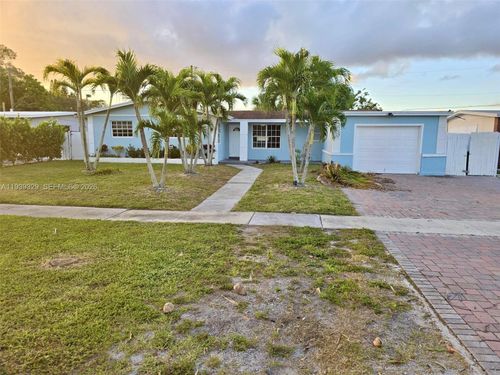 309 Masters Rd, Palm Springs, FL, 33461-2409 | Card Image