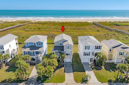 4215 Green Heron Dr, Galveston, TX, 77554-3041 | Card Image
