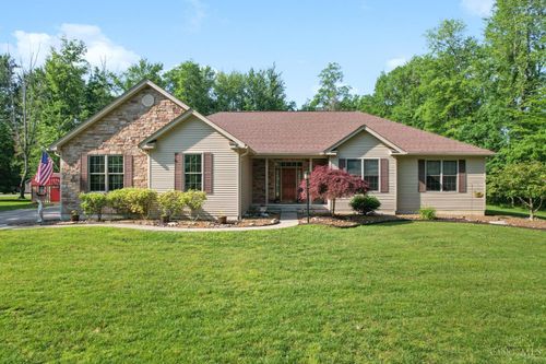 101 Julian Ln, Williamsburg, OH, 45176-9168 | Card Image
