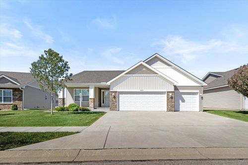 983 Aurora Cir, Red Wing, MN, 55066-2299 | Card Image