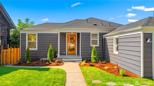 4507 45th Avenue Sw, Seattle, WA, 98116 | Card Image