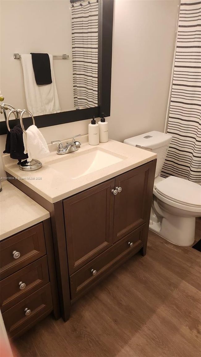 APT-103D - 3930 Inverrary Blvd, Condo with 2 bedrooms, 2 bathrooms and null parking in Lauderhill FL | Image 32