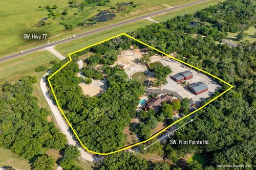 23438 Sw Pilot Point Rd, Douglass, KS, 67039-8743 | Card Image