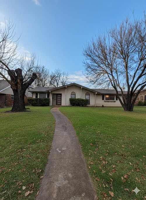 2917 Abston Dr, Mesquite, TX, 75150-2515 | Card Image
