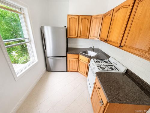 2-7605 85th Dr, Woodhaven, NY, 11421-1011 | Card Image