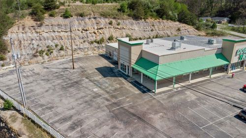 1059 Cedar Knoll Dr, Ashland, KY, 41102-9362 | Card Image