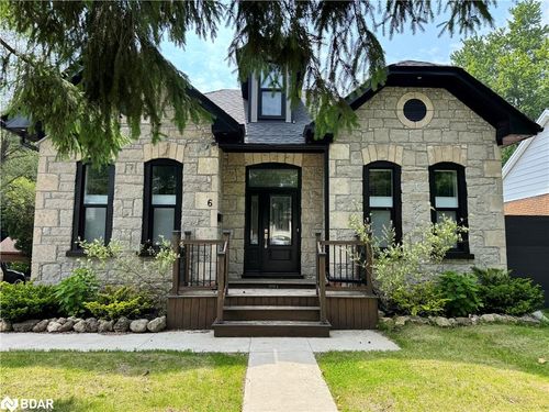 6 Elgin St N, Cambridge, ON, N1R5G7 | Card Image