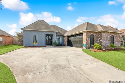 34171 Spring Lake Dr, House other with 4 bedrooms, 3 bathrooms and null parking in Walker LA | Image 1