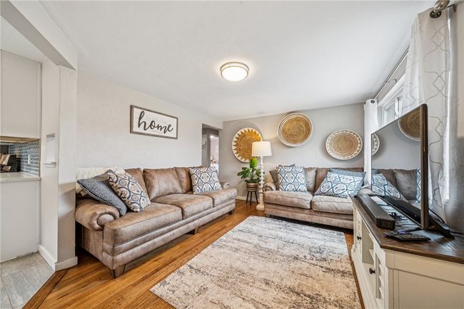 477 Lois Dr, House other with 3 bedrooms, 2 bathrooms and 1 parking in Pittsburgh PA | Image 6