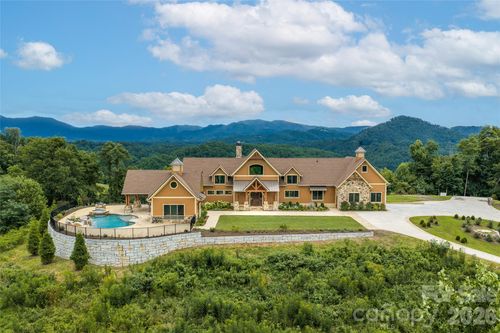 946 Ridge Rd, Green Mountain, NC, 28740-6232 | Card Image