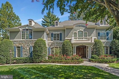 903 Douglass Dr, MCLEAN, VA, 22101-1571 | Card Image
