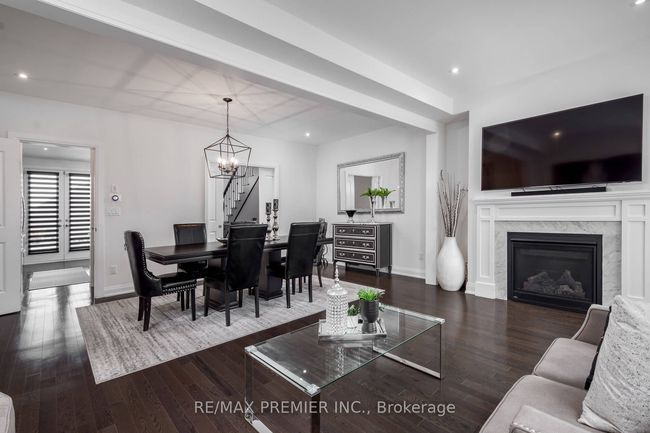 89 Gridiron Gate, House attached with 5 bedrooms, 4 bathrooms and 1 parking in Vaughan ON | Image 10