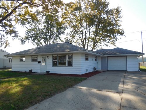 501 W 20th St, Rock Falls, IL, 61071-2942 | Card Image