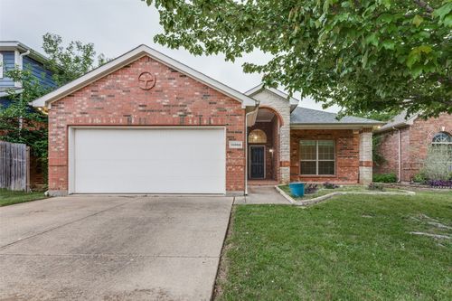 10866 Calderwood Ln, Haslet, TX, 76052-6106 | Card Image