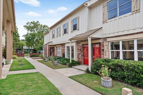 6160-d-6160 S Madison Pl, Tulsa, OK, 74136-1335 | Card Image