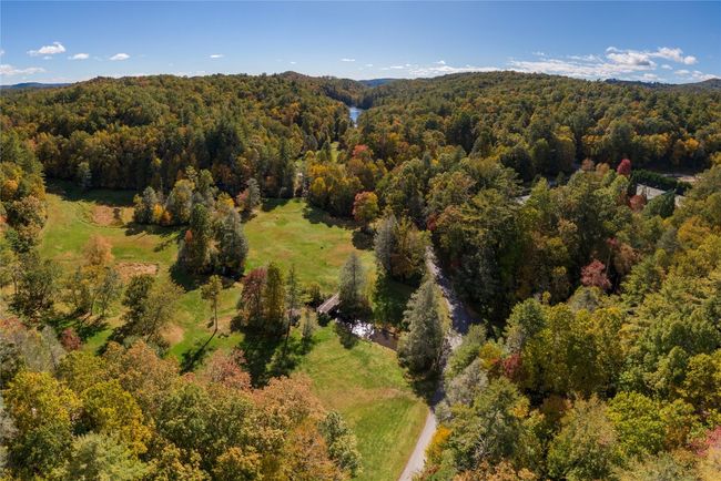 19 Indian Falls Way, House other with 3 bedrooms, 3 bathrooms and null parking in Lake Toxaway NC | Image 49