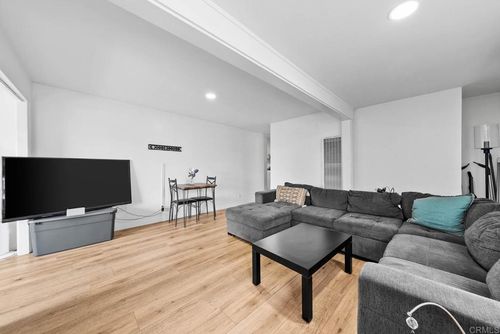 42 E 5th Street, National City, CA, 92136 | Card Image