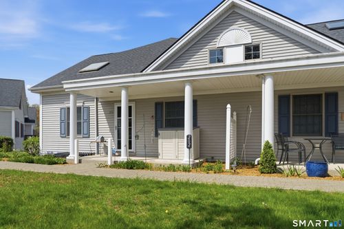 202-202 Stoney Way, New Fairfield, CT, 06812-4027 | Card Image