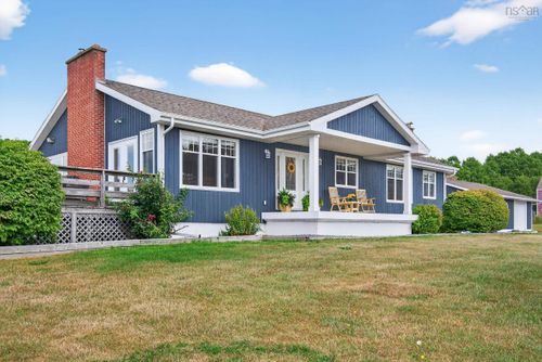 2140 Point Edward Highway, Point Edward, NS, B2A4R6 | Card Image