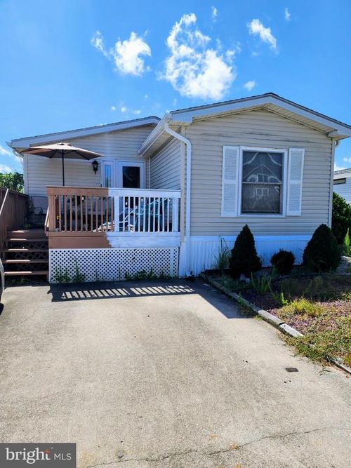 705 Gulf Stream Dr, OCEAN CITY, MD, 21842-5895 | Card Image