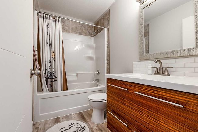 259 Stratton Rd Se, House other with 4 bedrooms, 4 bathrooms and 4 parking in Medicine Hat AB | Image 33