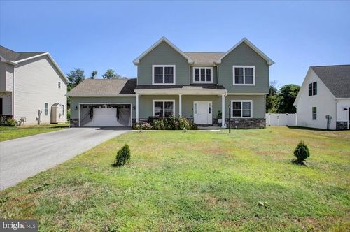 238 Parkway Dr, MOUNT HOLLY SPRINGS, PA, 17065-2019 | Card Image