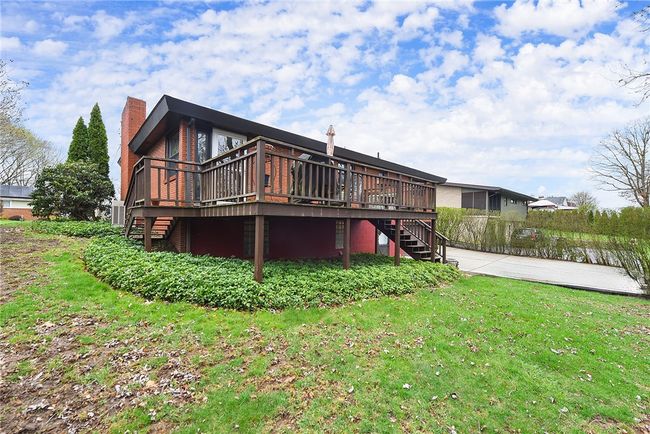 1609 Zeuger St, House other with 3 bedrooms, 3 bathrooms and 2 parking in Glenshaw PA | Image 36