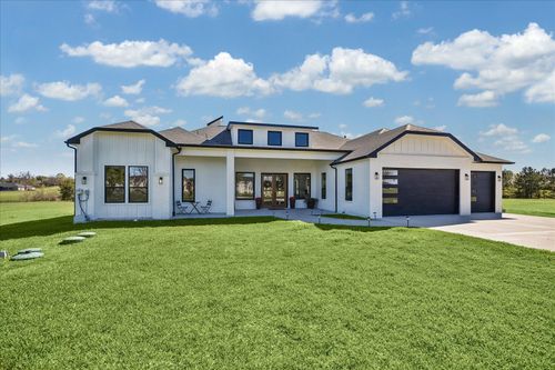 11693 Grandview Dr, Montgomery, TX, 77356-4276 | Card Image