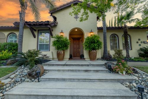 3750 Clubside Ln, Sacramento, CA, 95835-2008 | Card Image