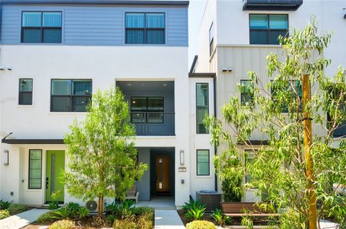 944 N Divino Privado, Ontario, CA, 91764-4715 | Card Image