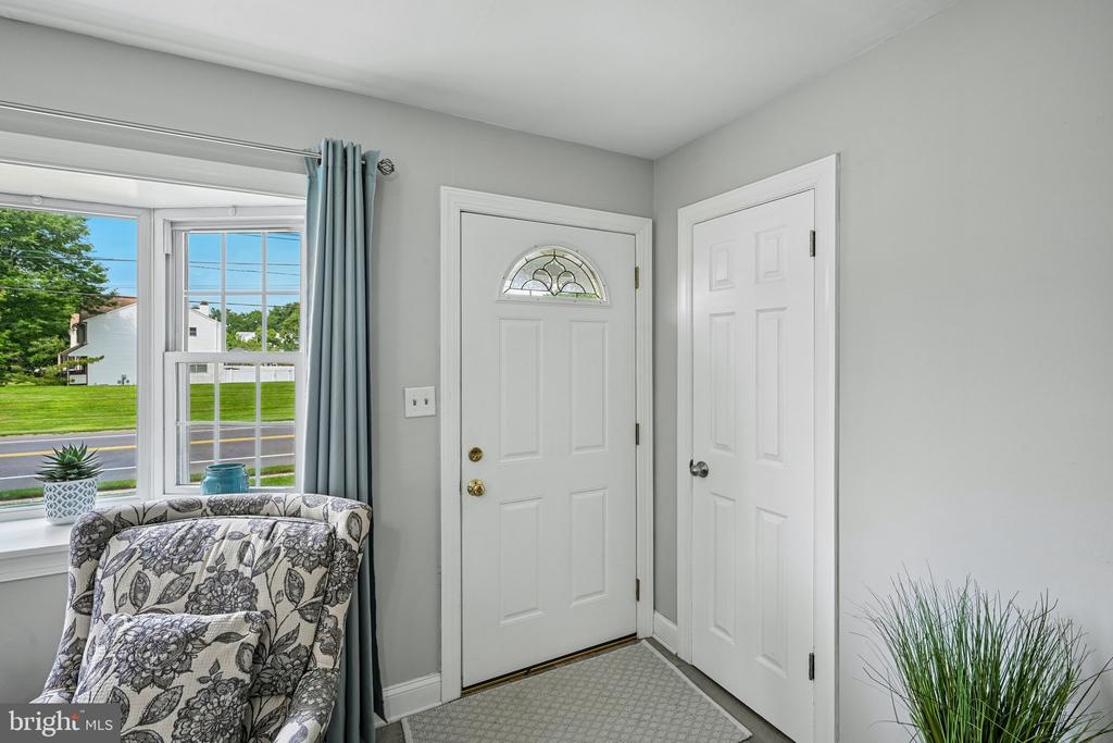 Residential in MOUNT HOLLY 4