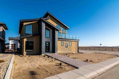 16 Dunes Dr, House detached with 3 bedrooms, 3 bathrooms and 4 parking in Desert Blume AB | Image 2