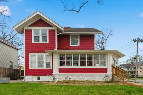 1701 Washington Ave, Cedar Rapids, IA, 52403-2218 | Card Image