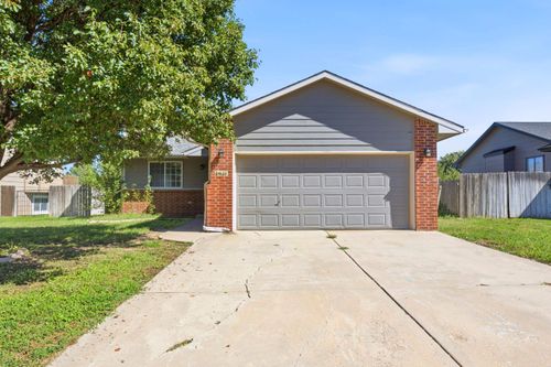 1610 E Summerwood St, Goddard, KS, 67052 | Card Image