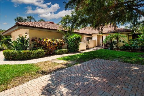 20-4812 Kestral Park Cir, SARASOTA, FL, 34231-3369 | Card Image