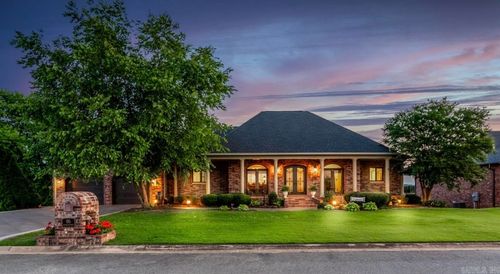 95 River Road Dr W, Mayflower, AR, 72106-8424 | Card Image