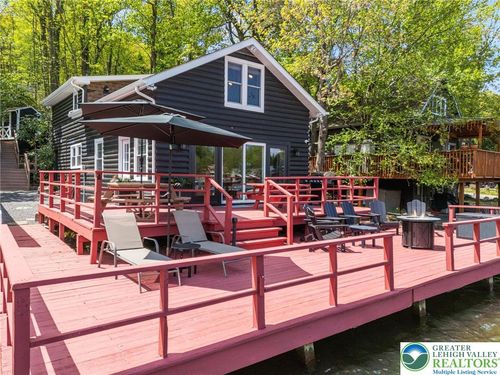 36 S Lake Dr, Lake Harmony, PA, 18624 | Card Image